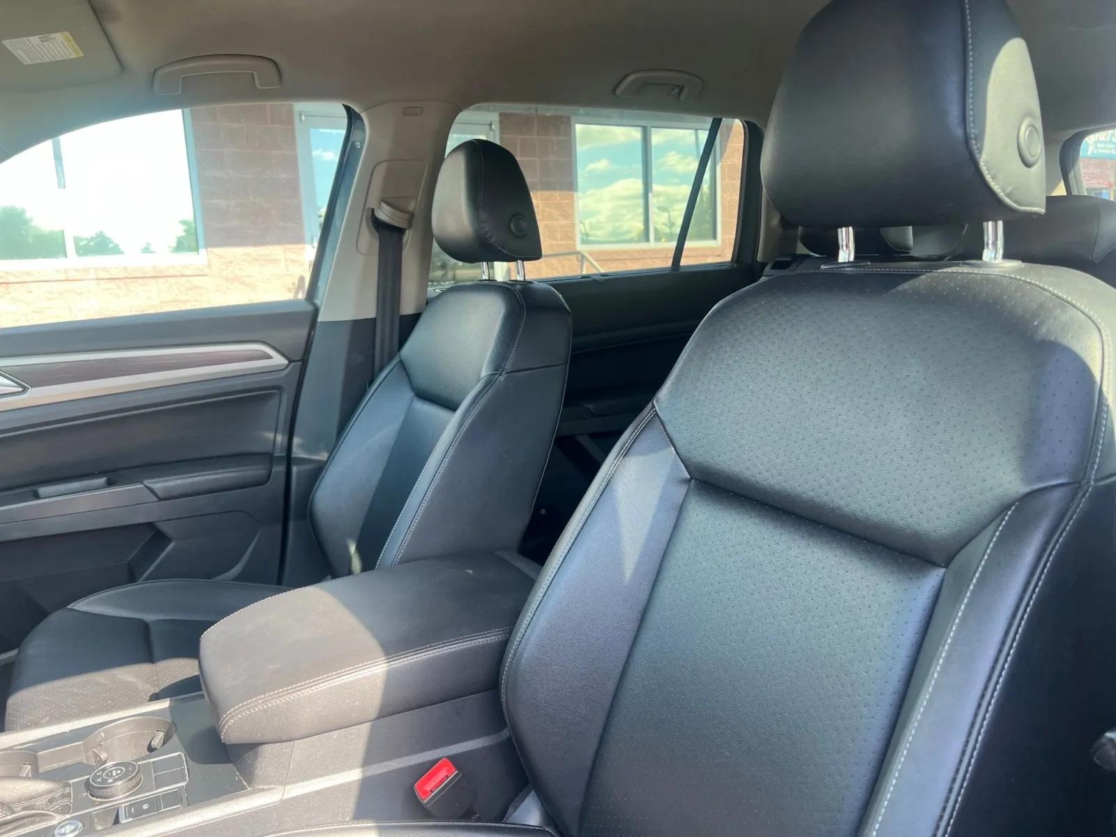 2018 Volkswagen Atlas 3.6L V6 SE — photo 11