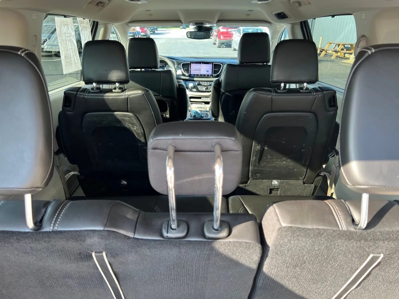 2023 Chrysler Pacifica Touring L — photo 31