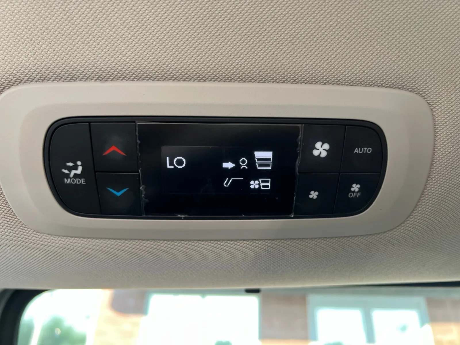 2023 Chrysler Pacifica Touring L — photo 28