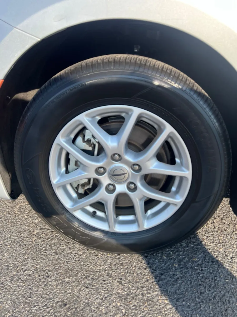 2023 Chrysler Pacifica Touring L — photo 10
