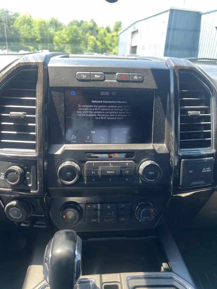 2019 Ford F-150 XLT — photo 14