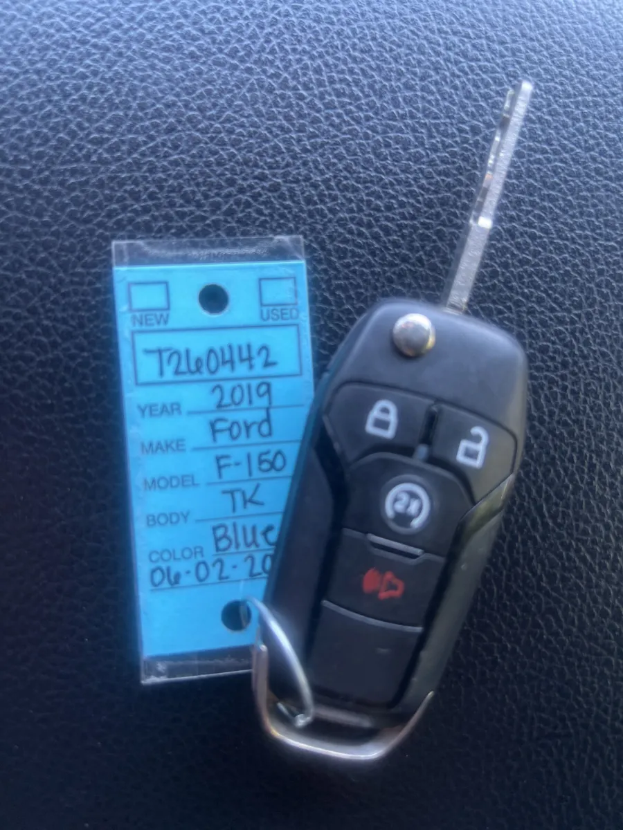 2019 Ford F-150 XLT — photo 23