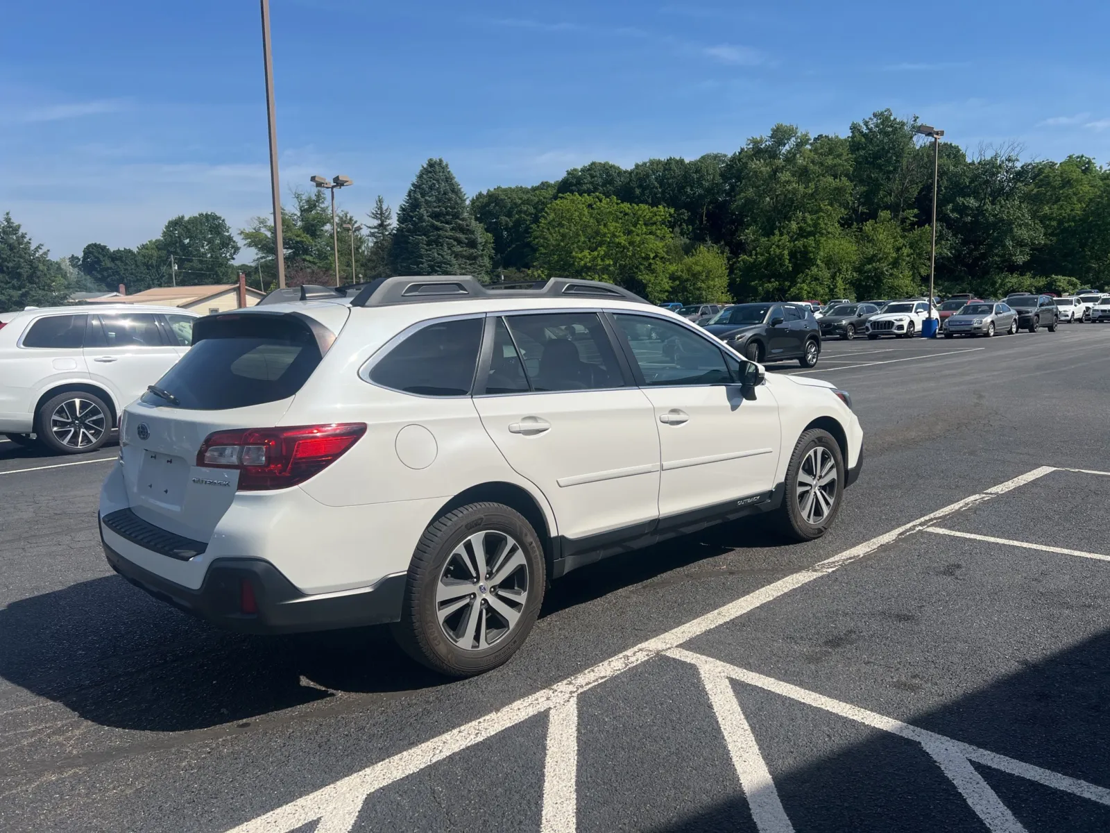 2019 Subaru Outback 2.5i — photo 6