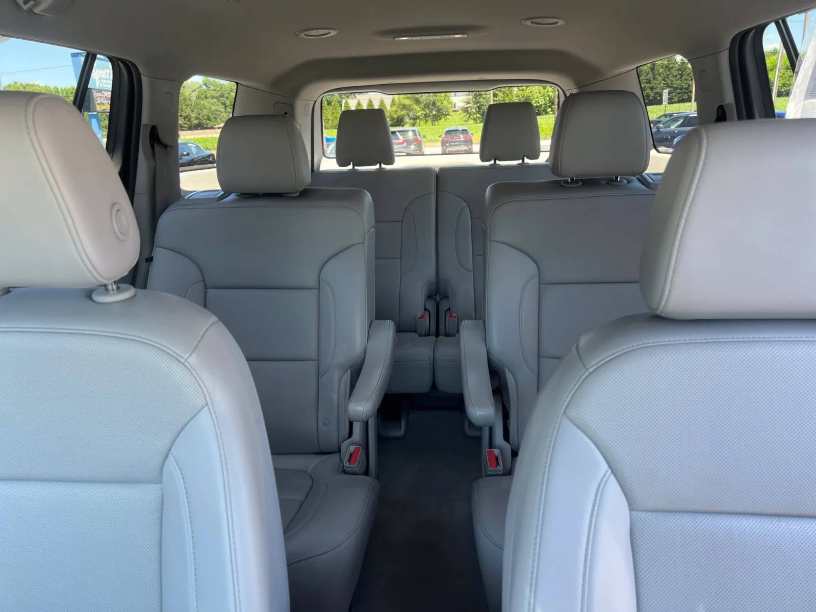2023 GMC Acadia SLT - Photo 26