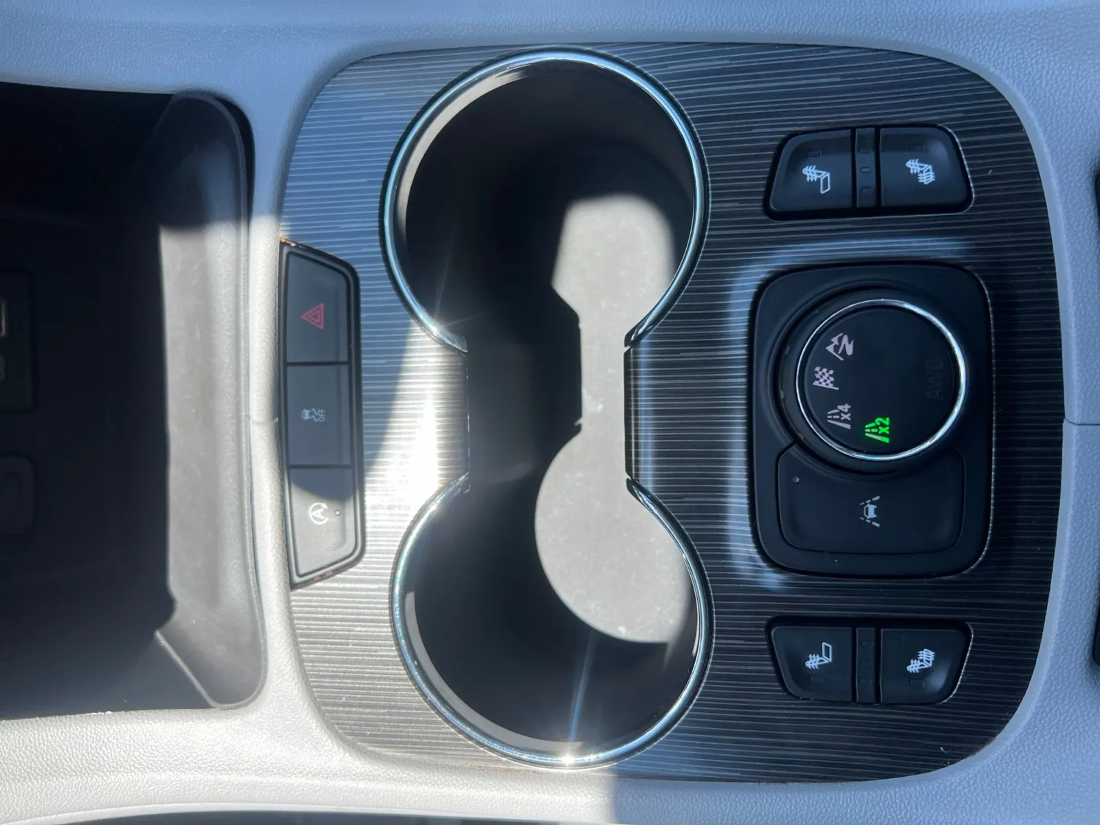 2023 GMC Acadia SLT - Photo 20