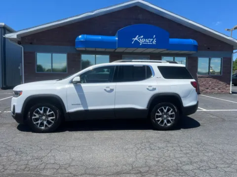 Another view of 2023 GMC Acadia SLT for sale in Chambersburg, PA at Kyner's Auto Sales, Inc.