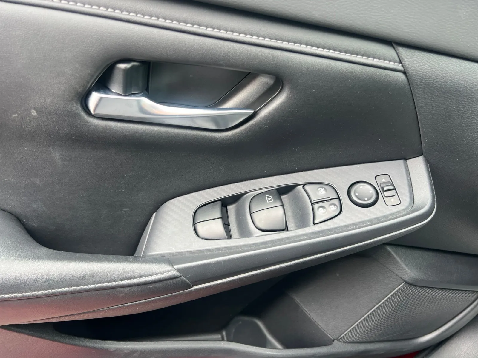 2021 Nissan Sentra SV — photo 24