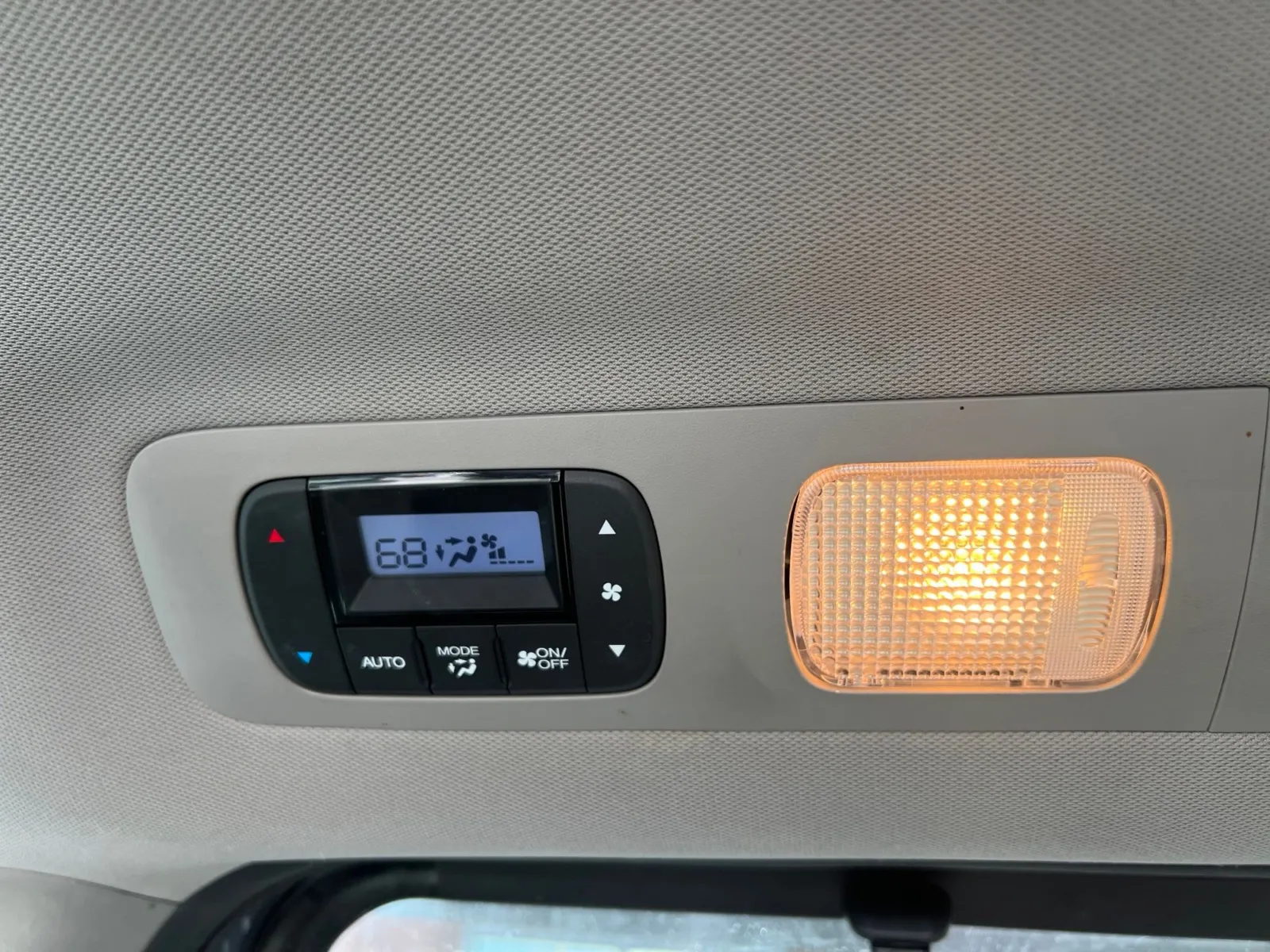 2016 Honda Odyssey EX-L — photo 26