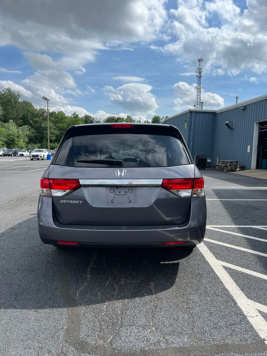 2016 Honda Odyssey EX-L — photo 5