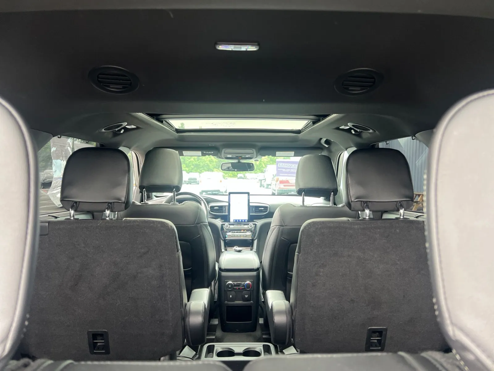 2021 Ford Explorer ST — photo 34