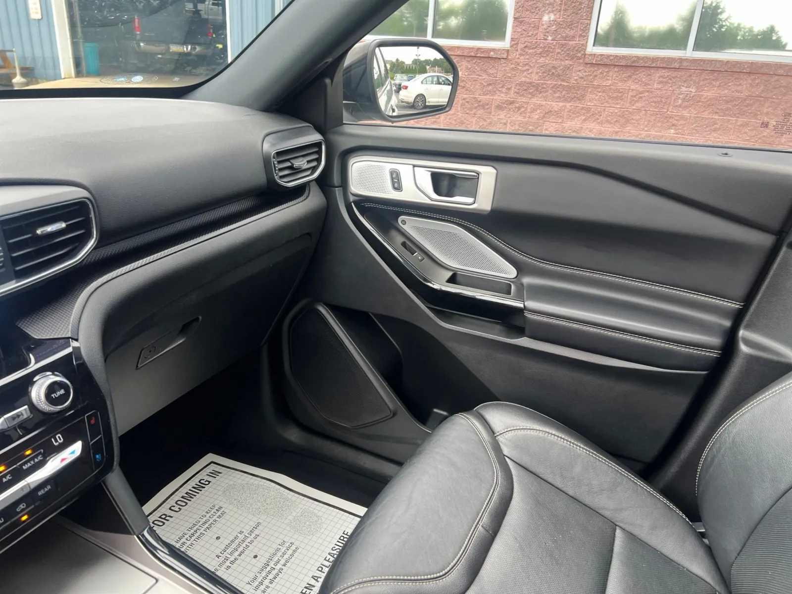 2021 Ford Explorer ST — photo 12
