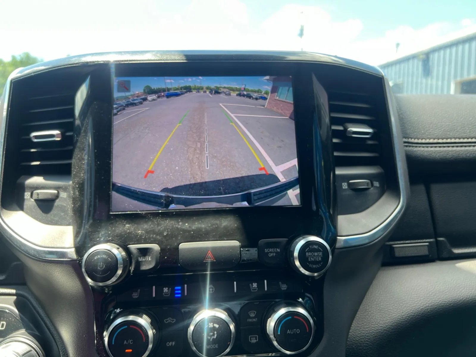 2022 Ram 1500 Laramie — photo 16