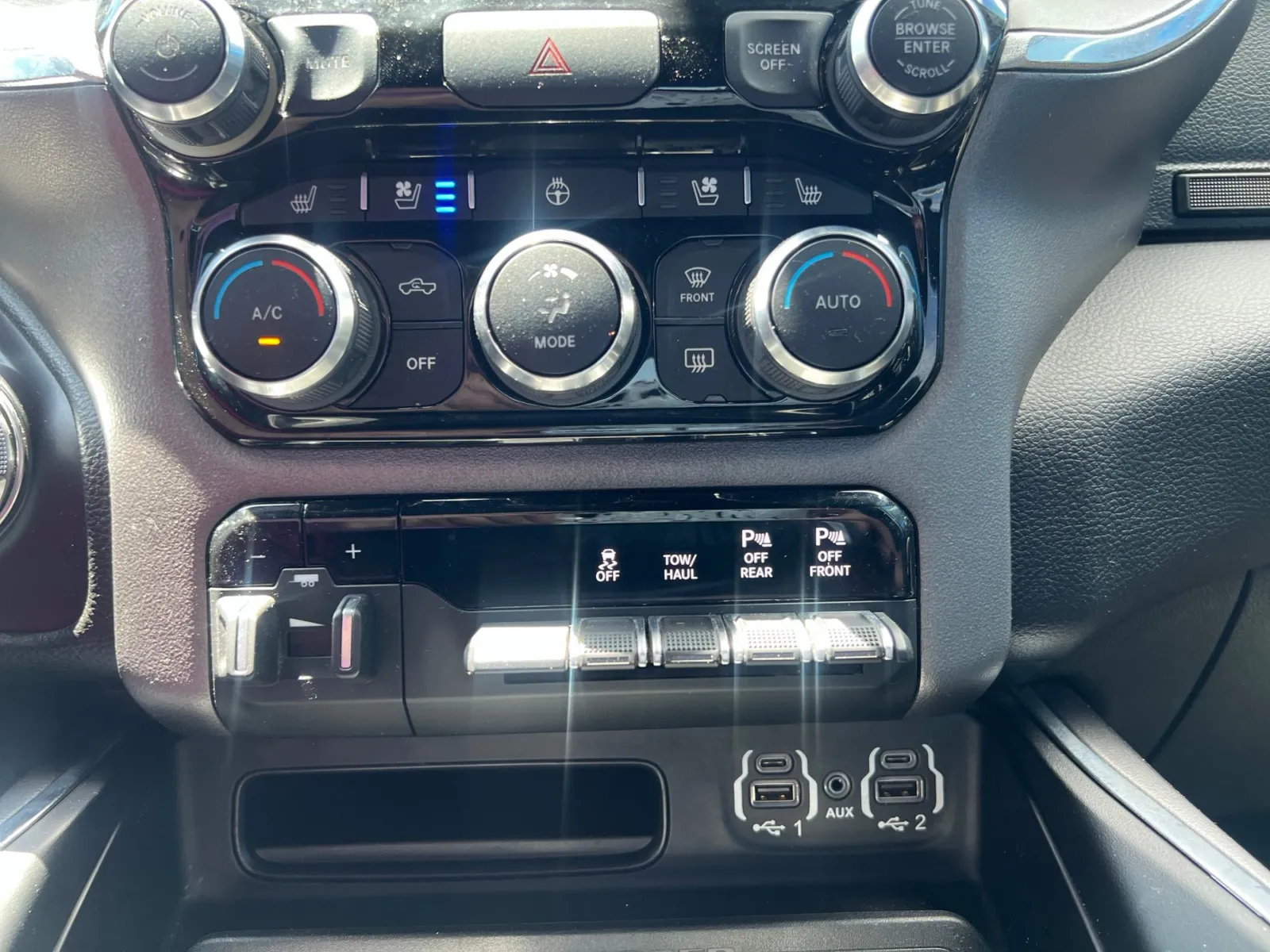 2022 Ram 1500 Laramie — photo 17