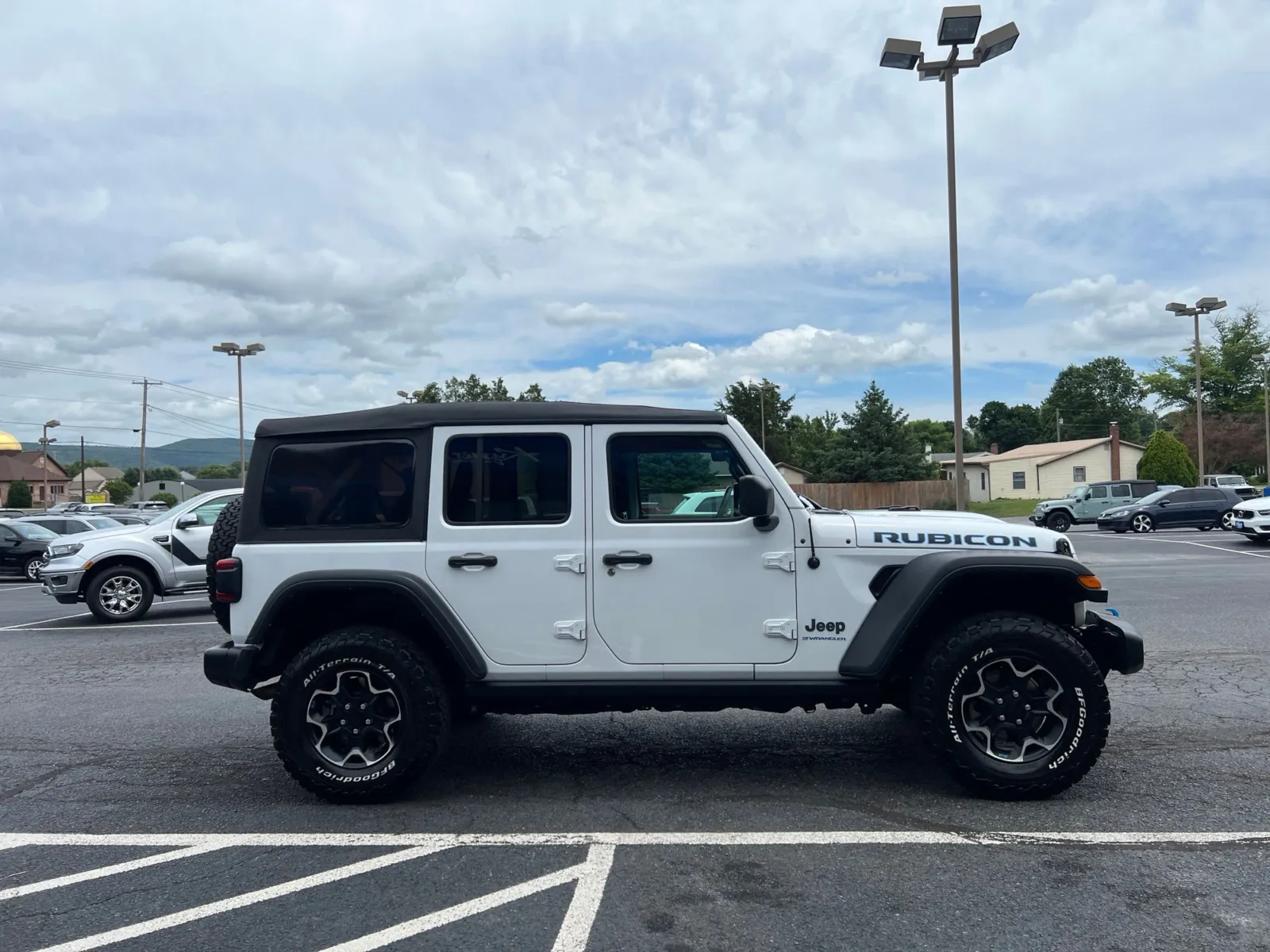 2023 Jeep Wrangler Rubicon 4xe — photo 6