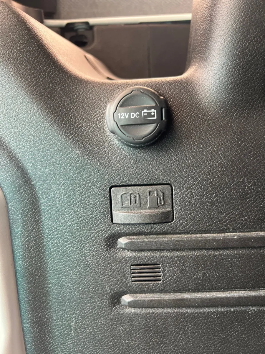 2023 Jeep Wrangler Rubicon 4xe — photo 33