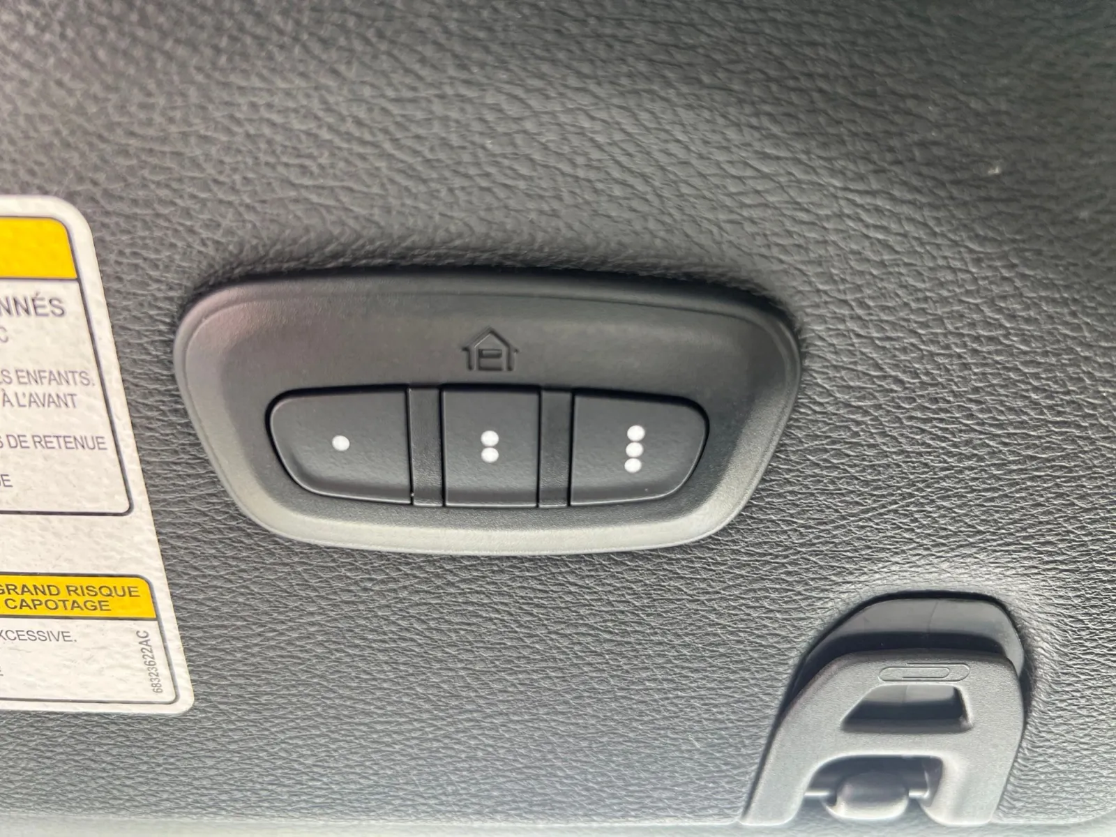 2023 Jeep Wrangler Rubicon 4xe — photo 24