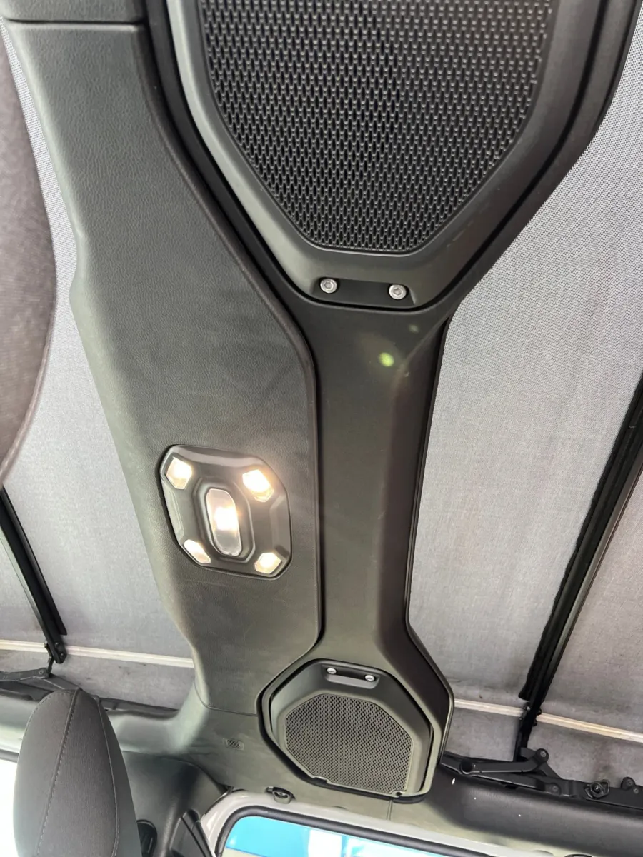 2023 Jeep Wrangler Rubicon 4xe — photo 31