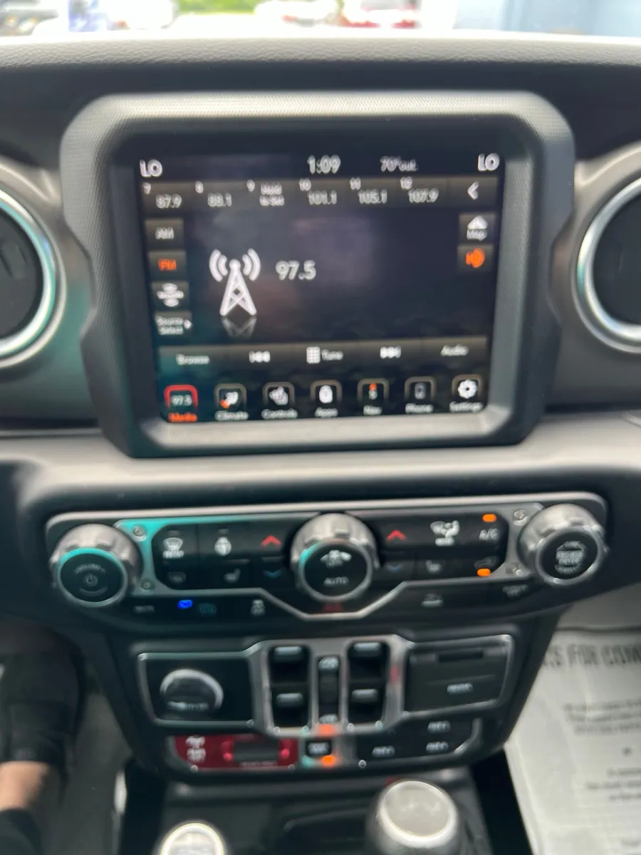 2023 Jeep Wrangler Rubicon 4xe — photo 18