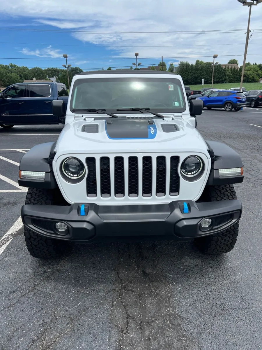 2023 Jeep Wrangler Rubicon 4xe — photo 8