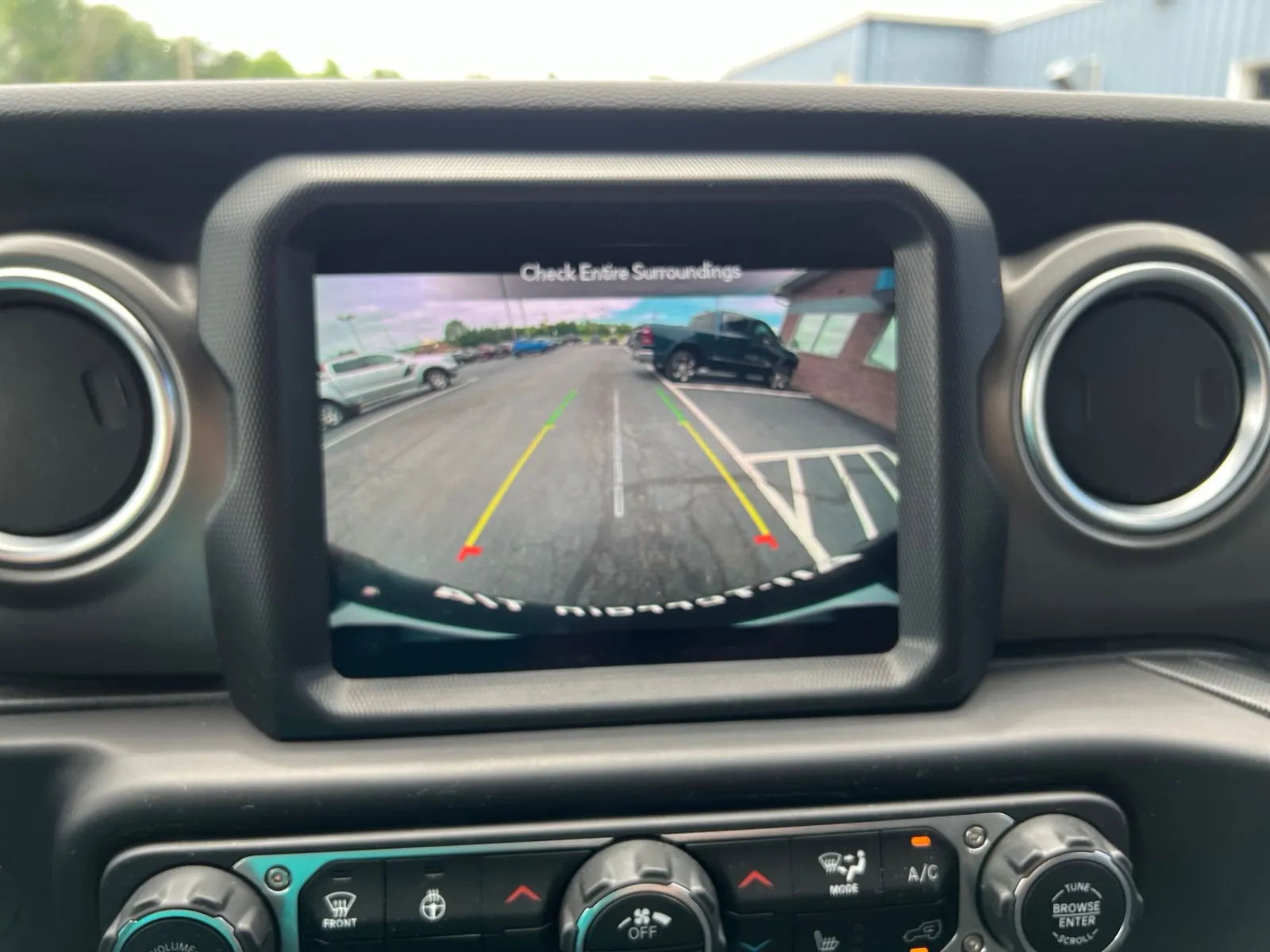 2023 Jeep Wrangler Rubicon 4xe — photo 19