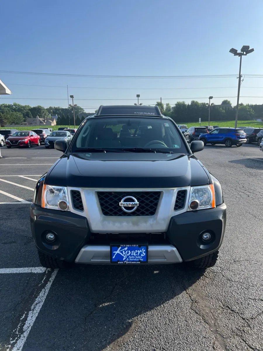 2011 Nissan Xterra S — photo 9