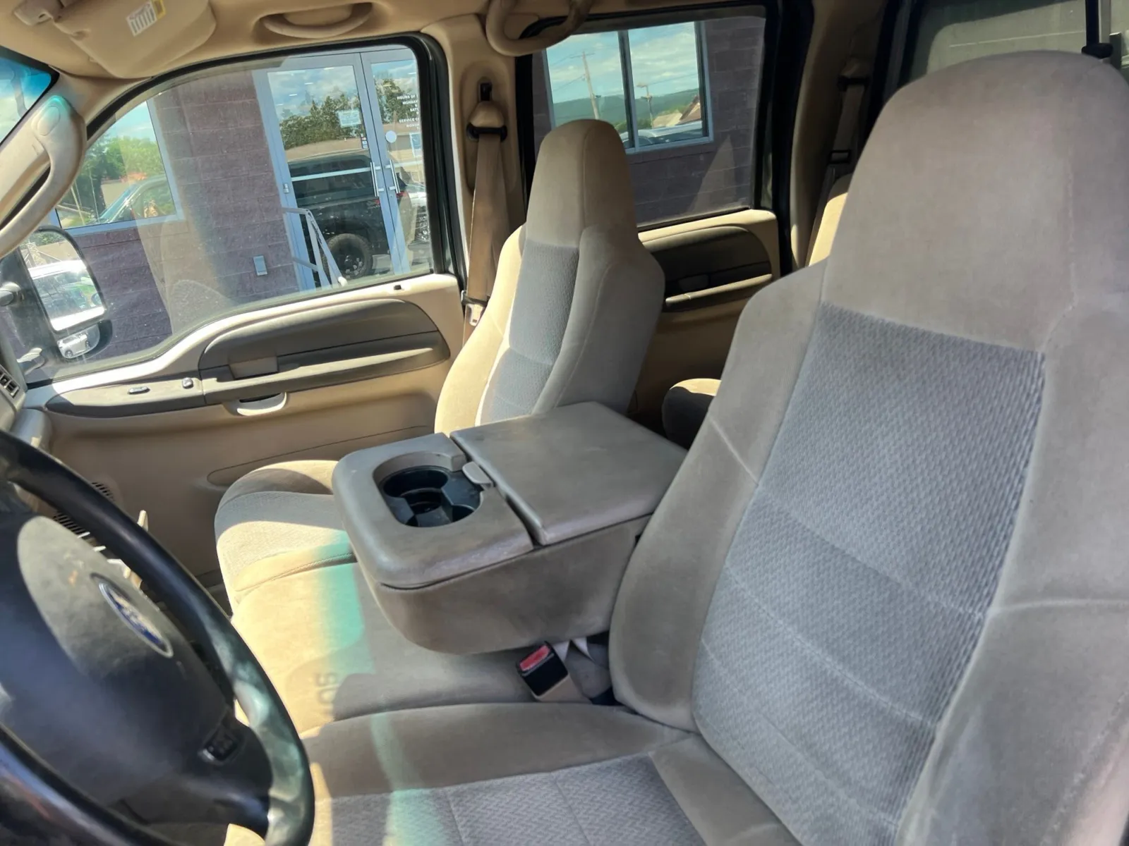 2004 Ford F-250SD XLT — photo 10