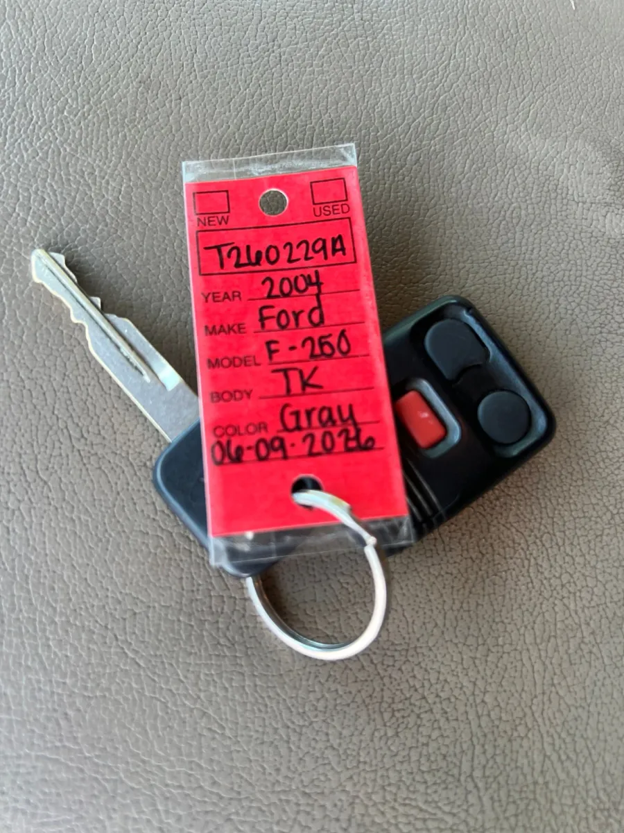 2004 Ford F-250SD XLT — photo 15
