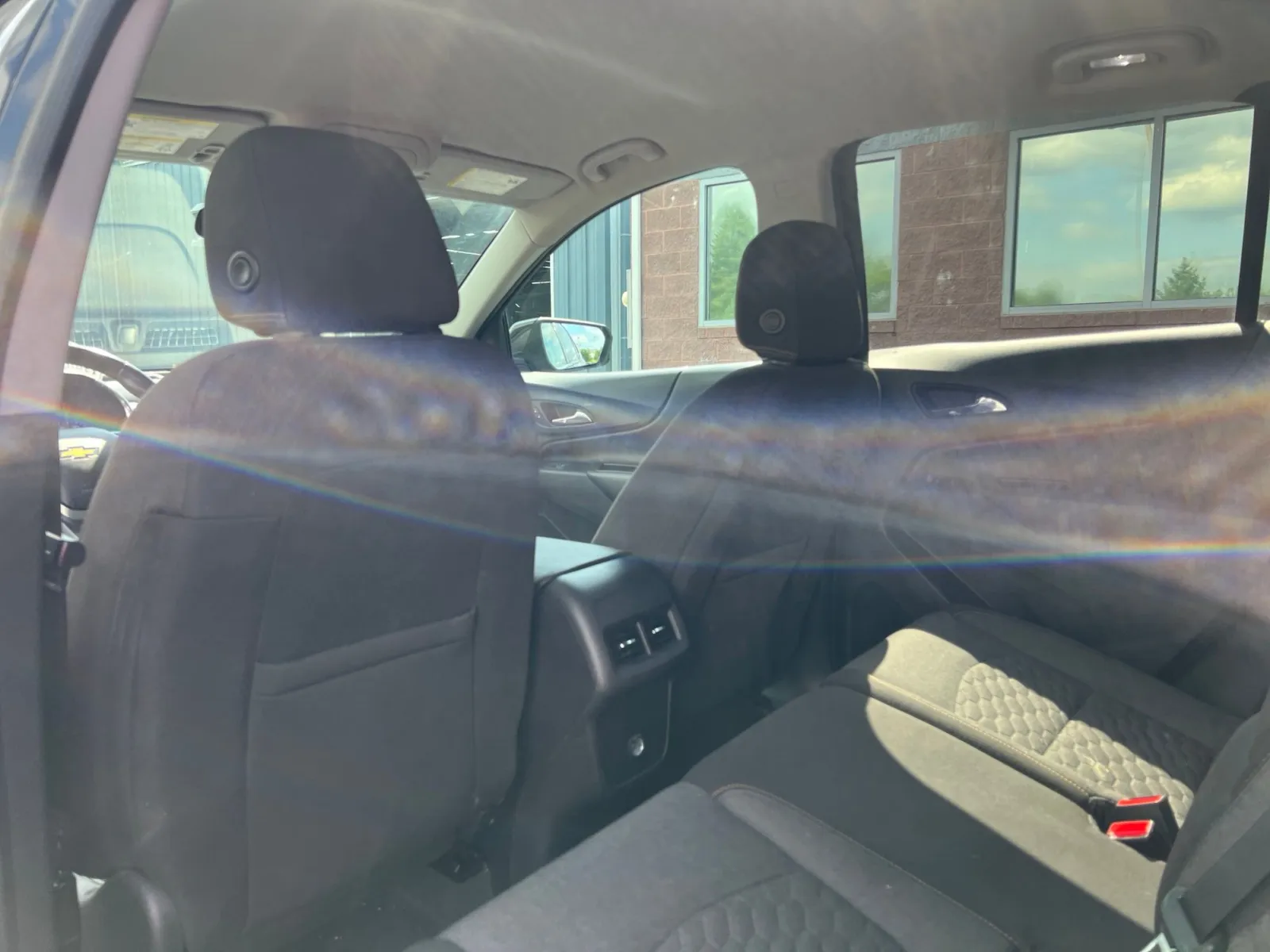 2018 Chevrolet Equinox LT — photo 22