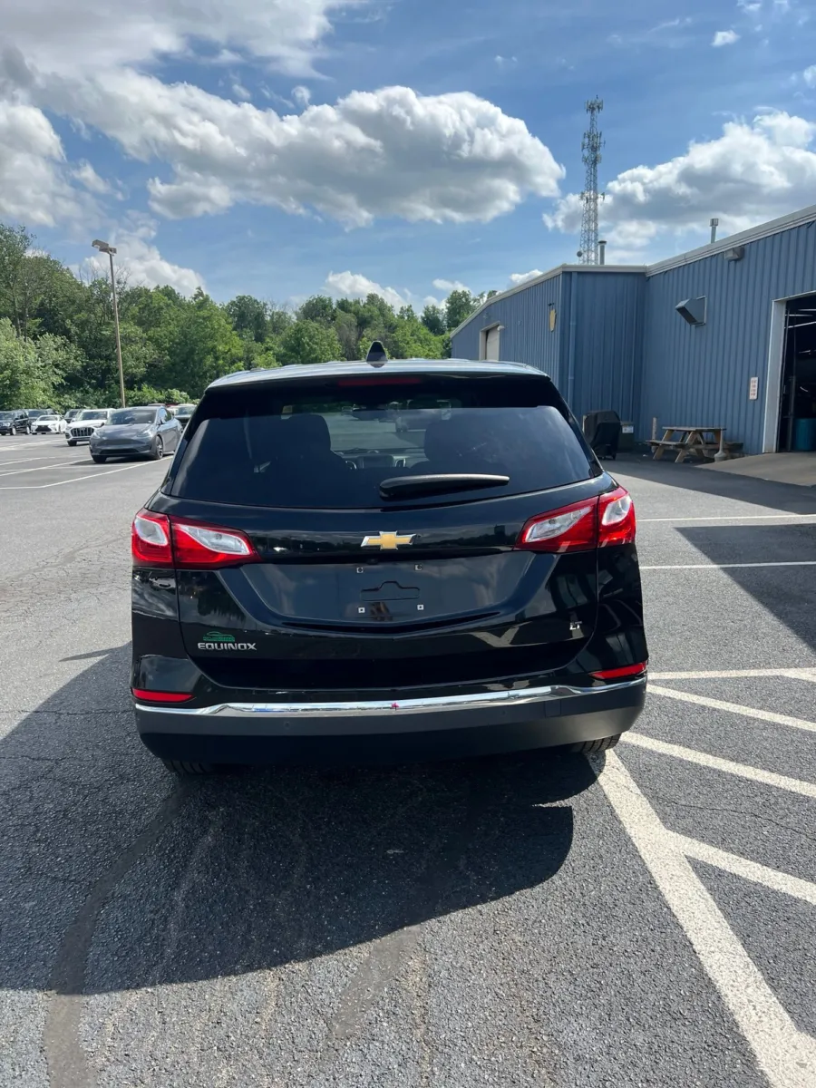 2018 Chevrolet Equinox LT — photo 5