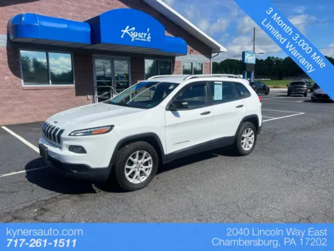 White 2016 Jeep Cherokee Sport for sale in Chambersburg, PA