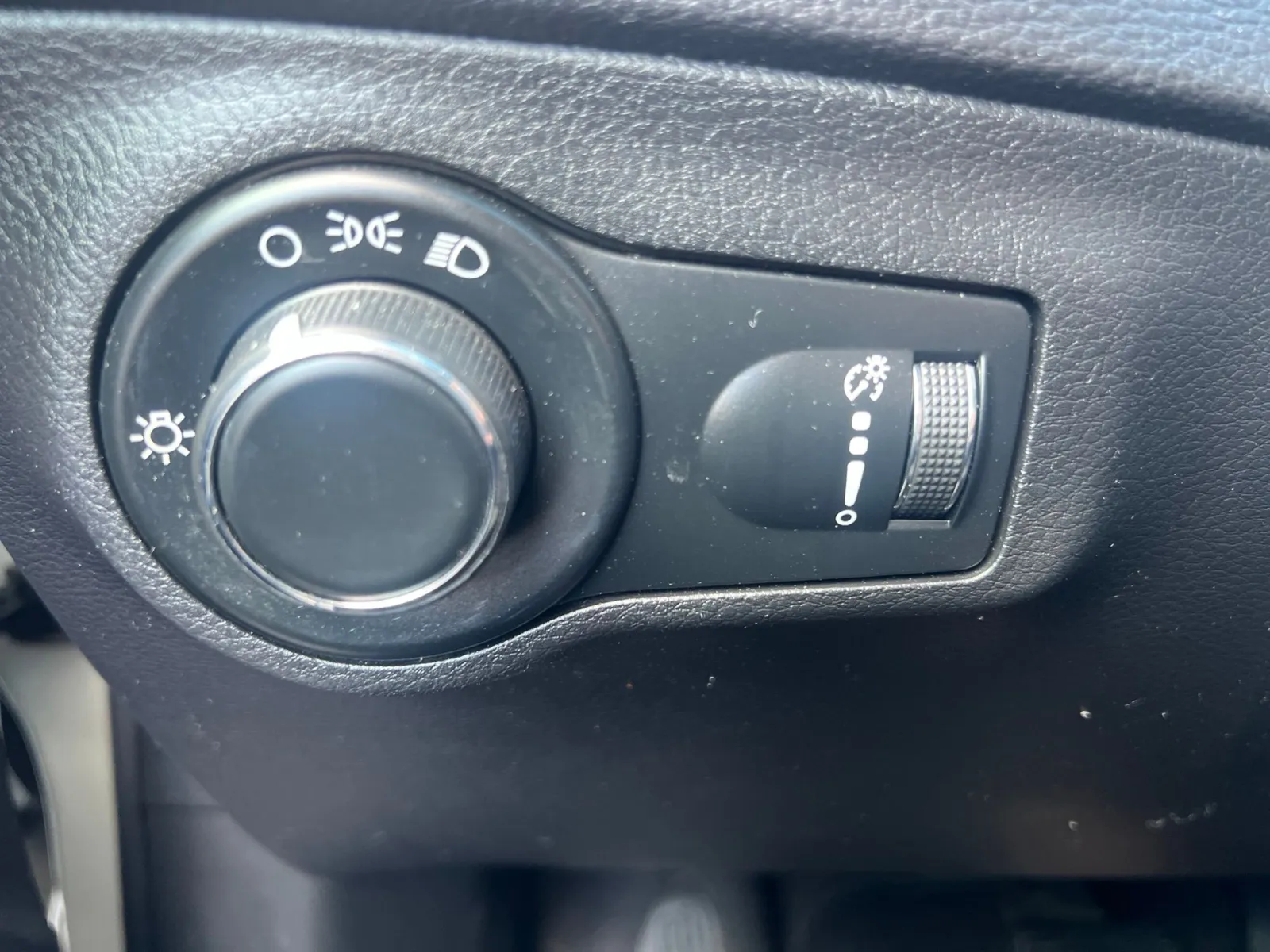 2019 Jeep Compass Sport — photo 19