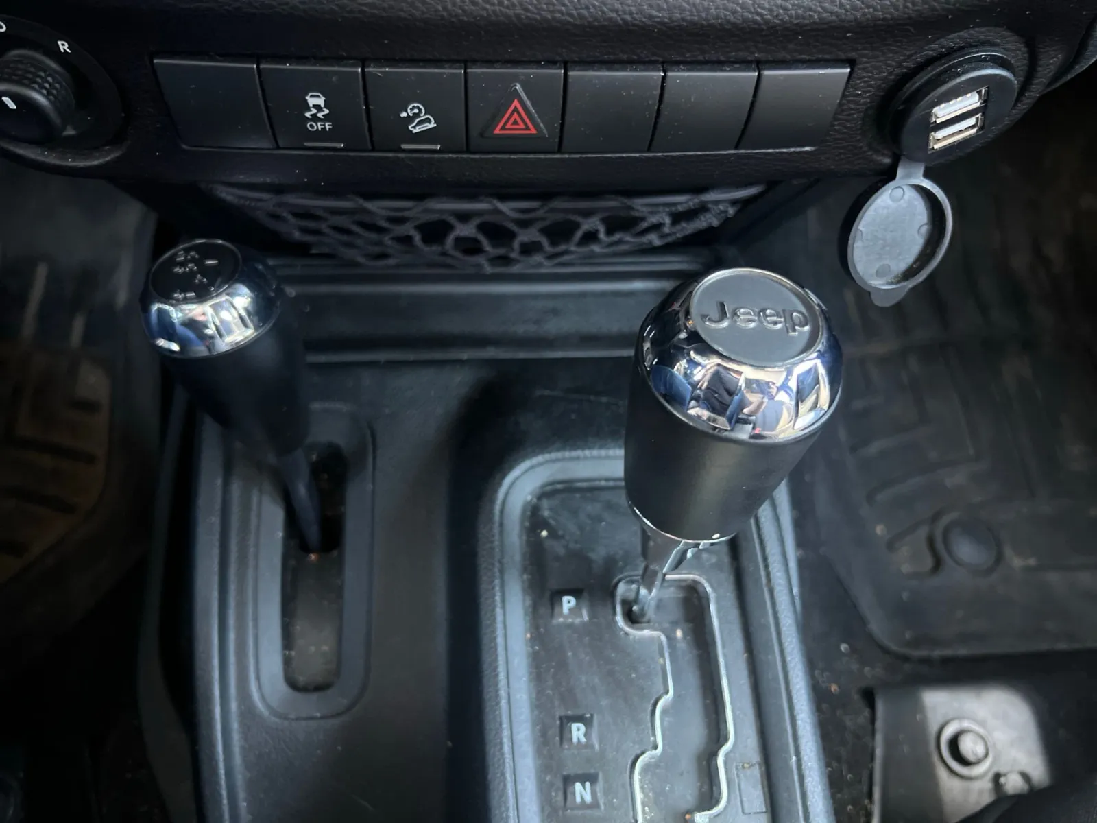 2016 Jeep Wrangler Unlimited Sport — photo 16