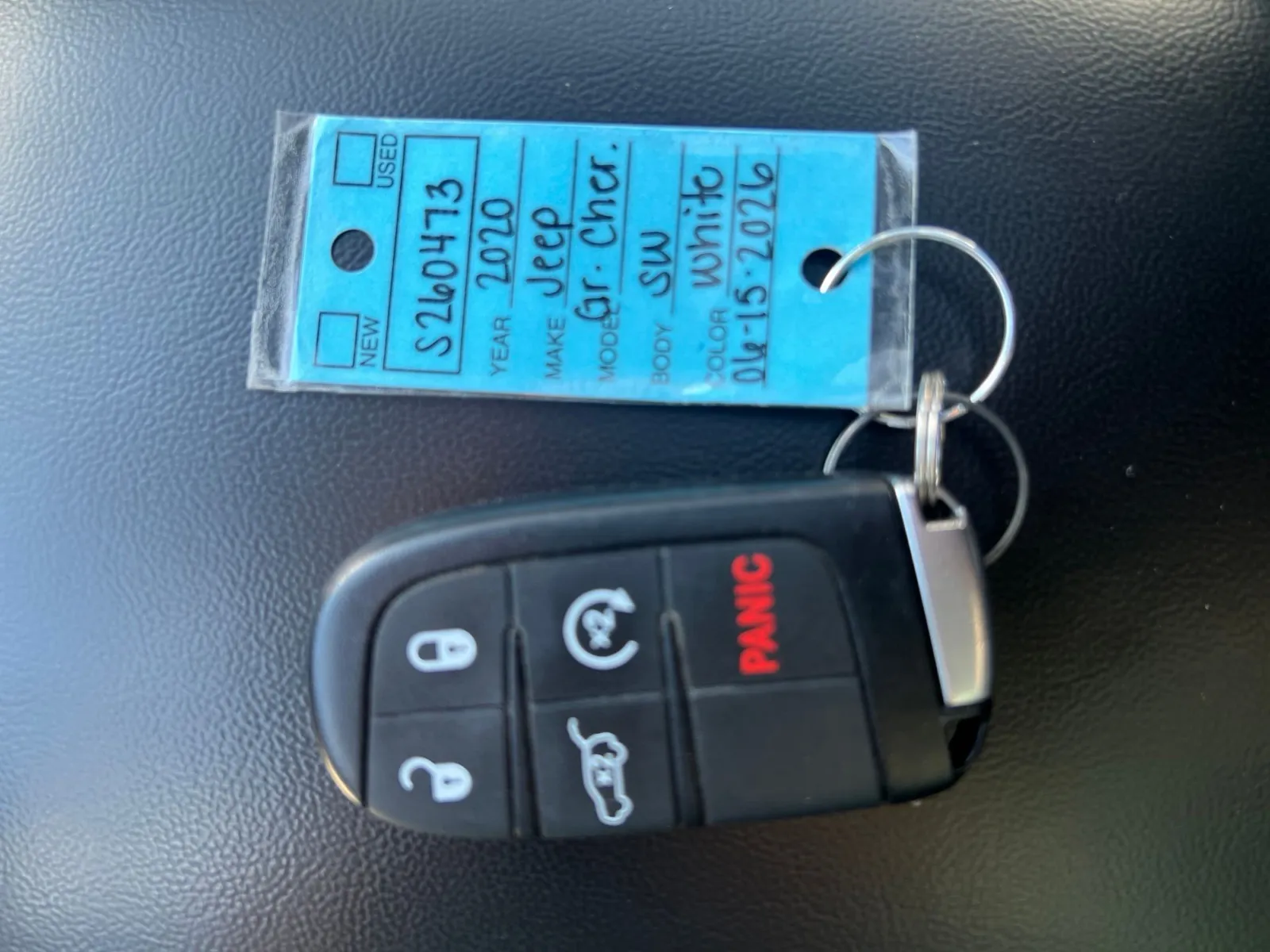 2020 Jeep Grand Cherokee Altitude — photo 26