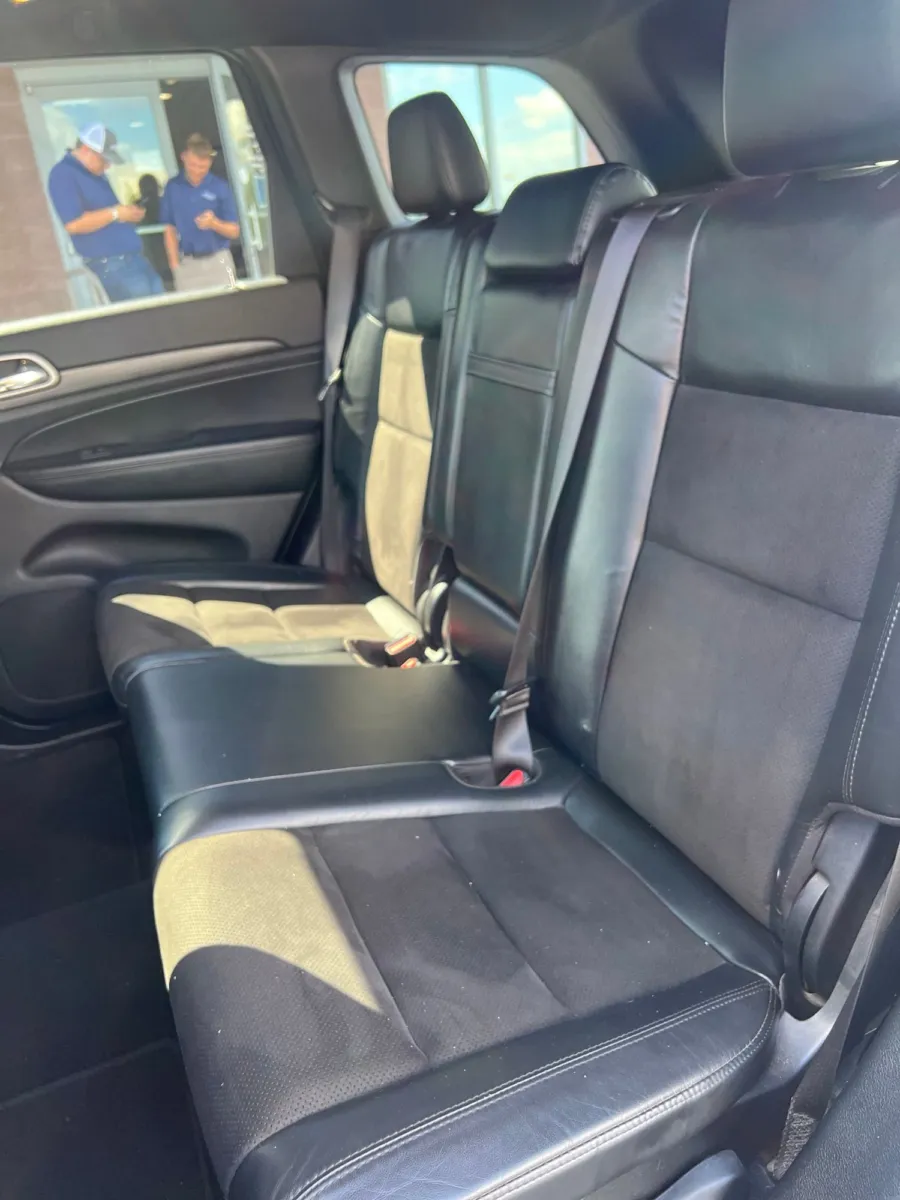 2020 Jeep Grand Cherokee Altitude — photo 23