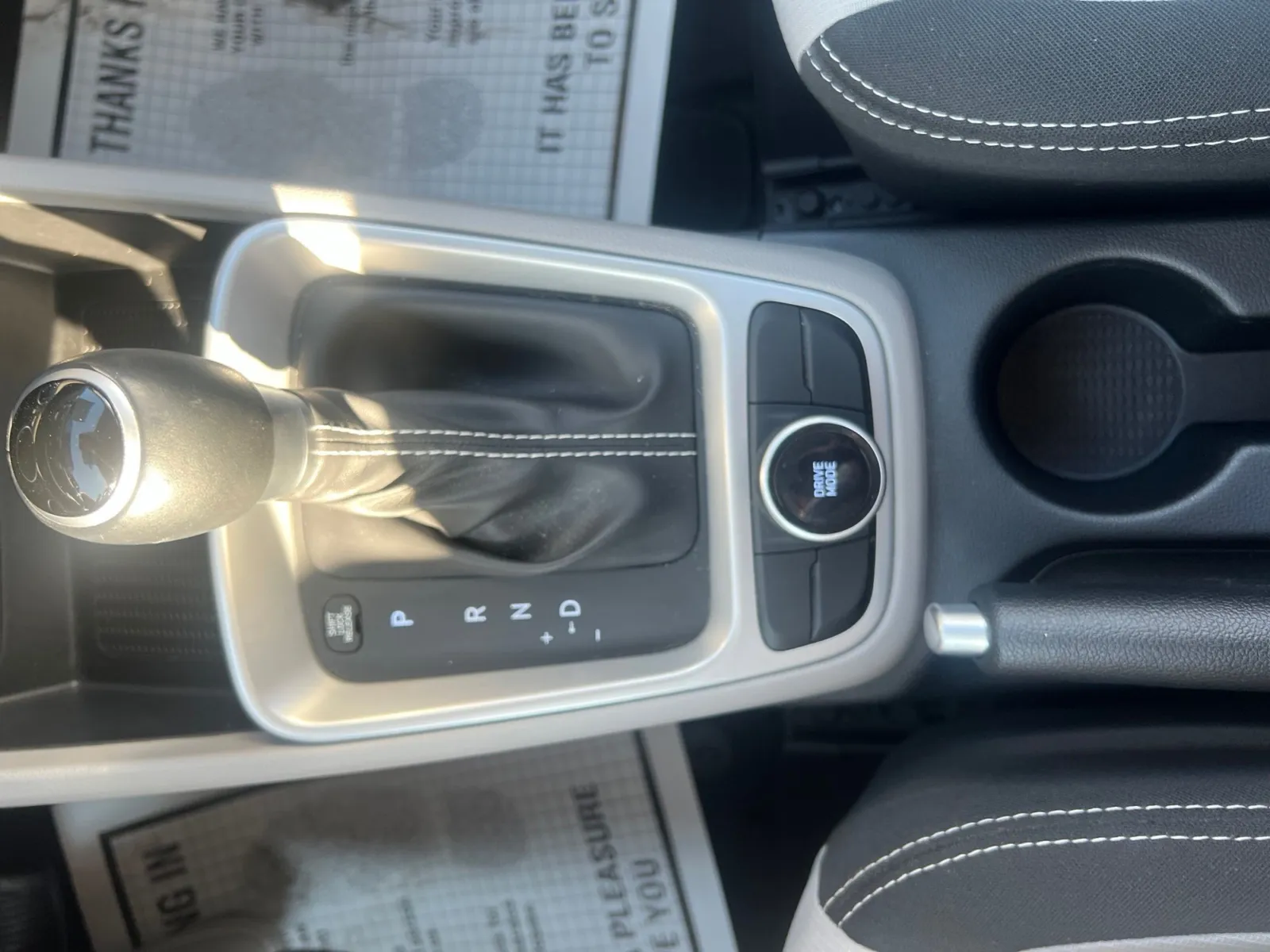 2024 Hyundai Venue SEL — photo 19