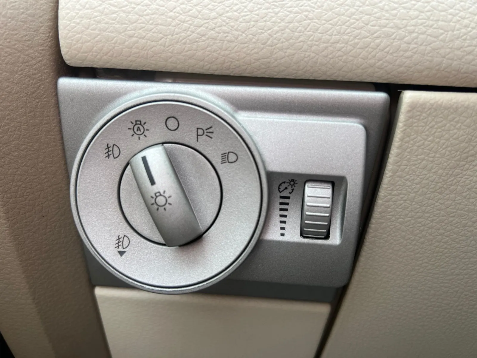 2007 Lincoln MKX Base — photo 20