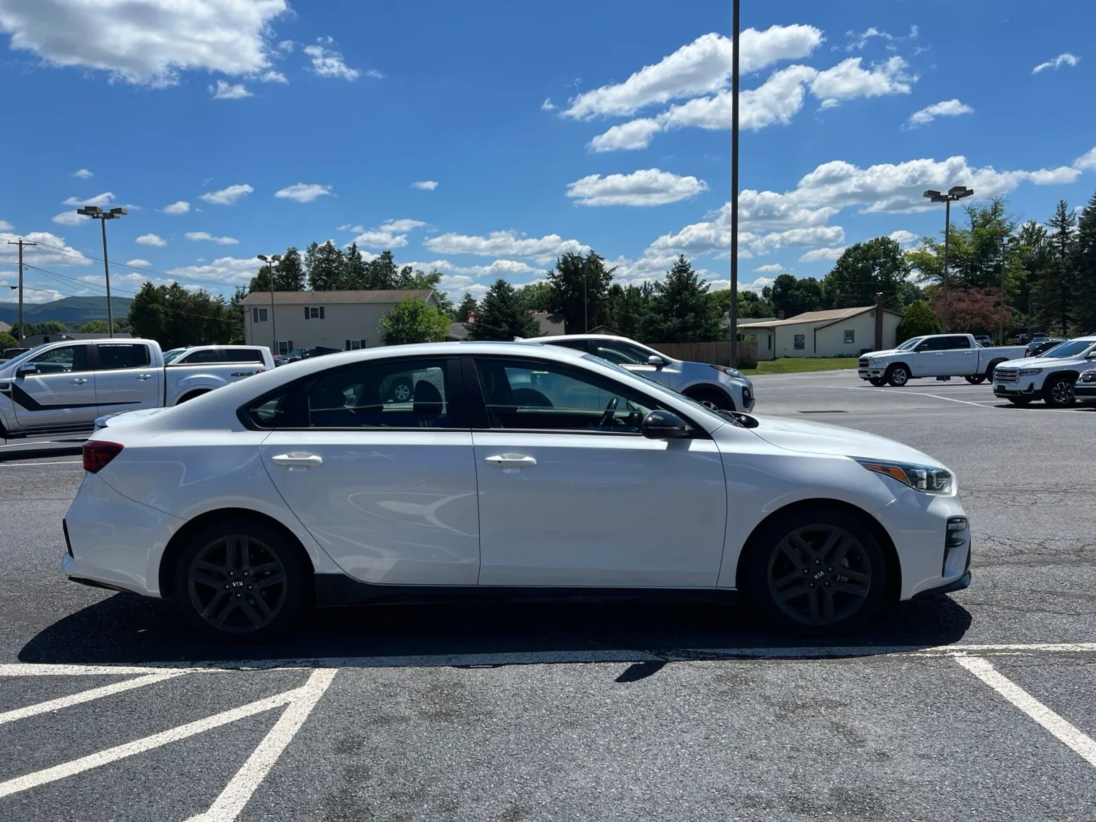 2021 Kia Forte GT-Line — photo 6