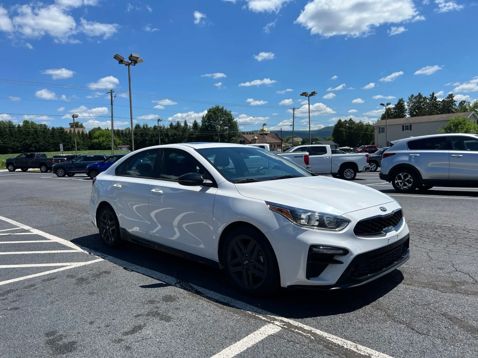 2021 Kia Forte GT-Line — photo 7