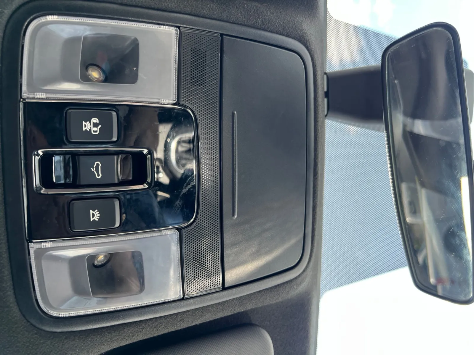 2021 Kia Forte GT-Line — photo 16