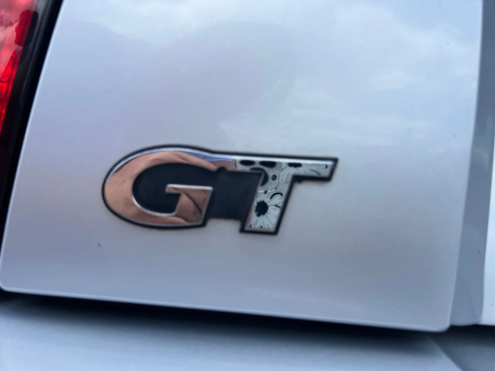 2004 Ford Mustang GT — photo 10