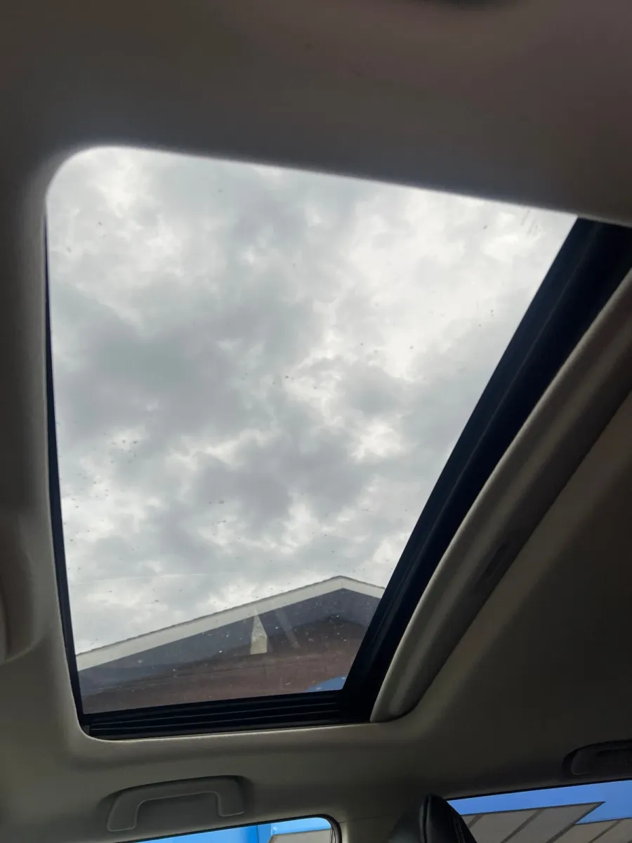 2015 Toyota 4Runner Limited — photo 18