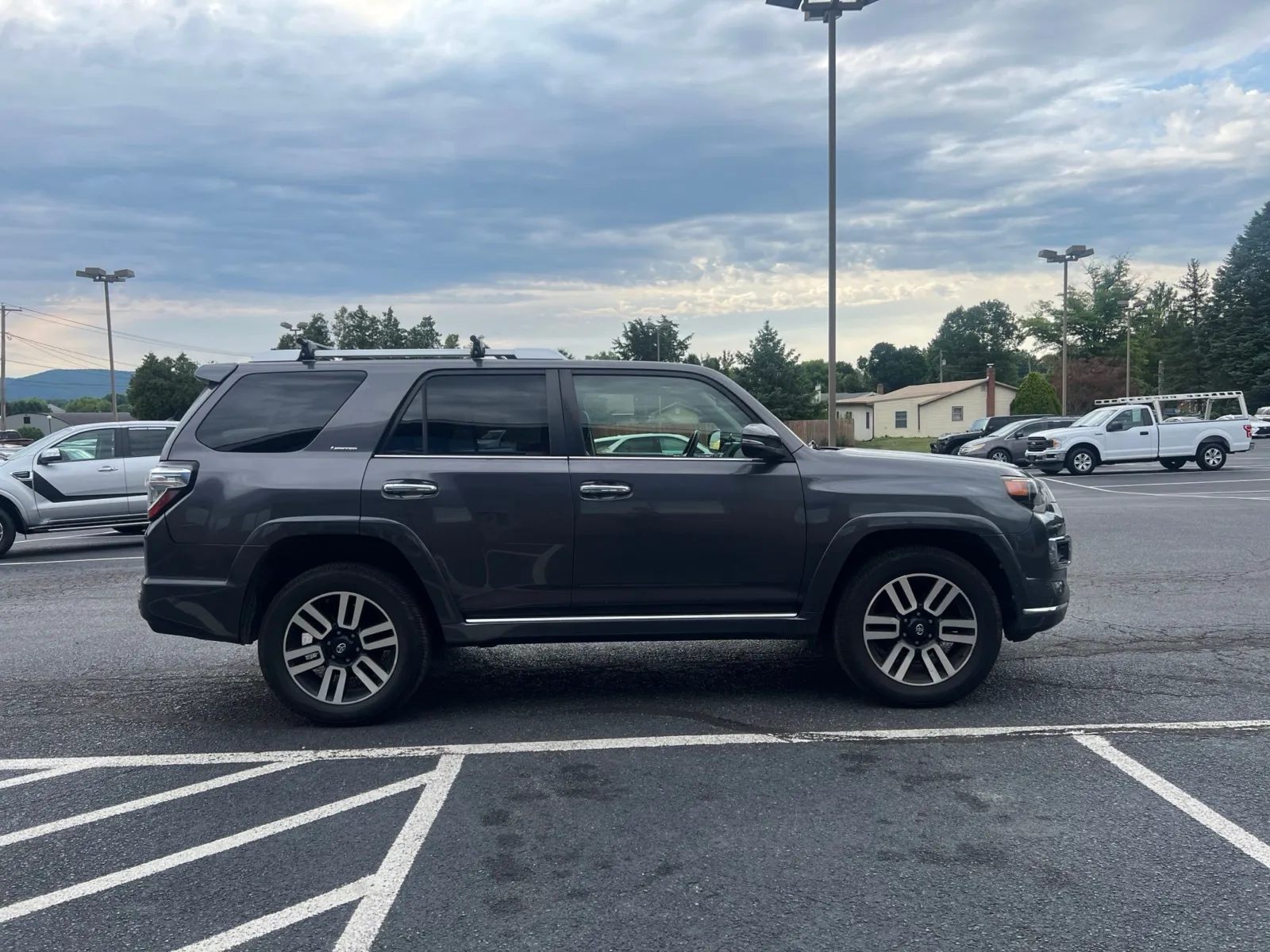 2015 Toyota 4Runner Limited — photo 6