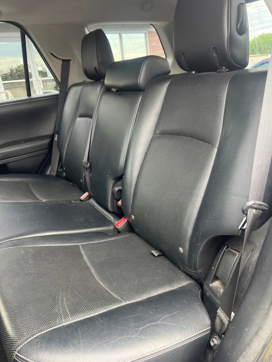 2015 Toyota 4Runner Limited — photo 21