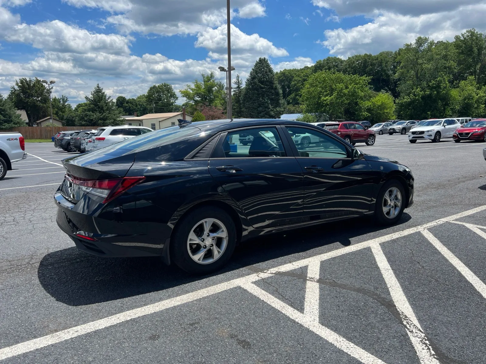 2022 Hyundai Elantra SE — photo 6