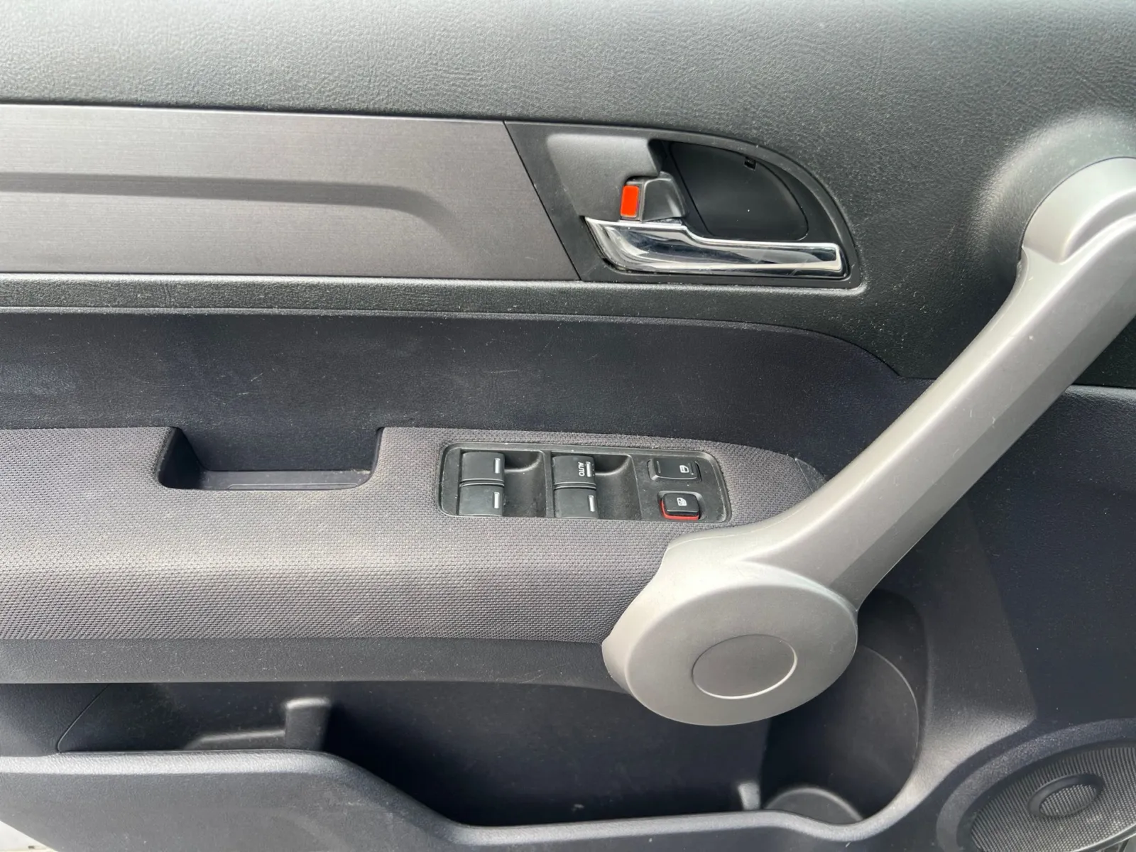2007 Honda CR-V LX — photo 17