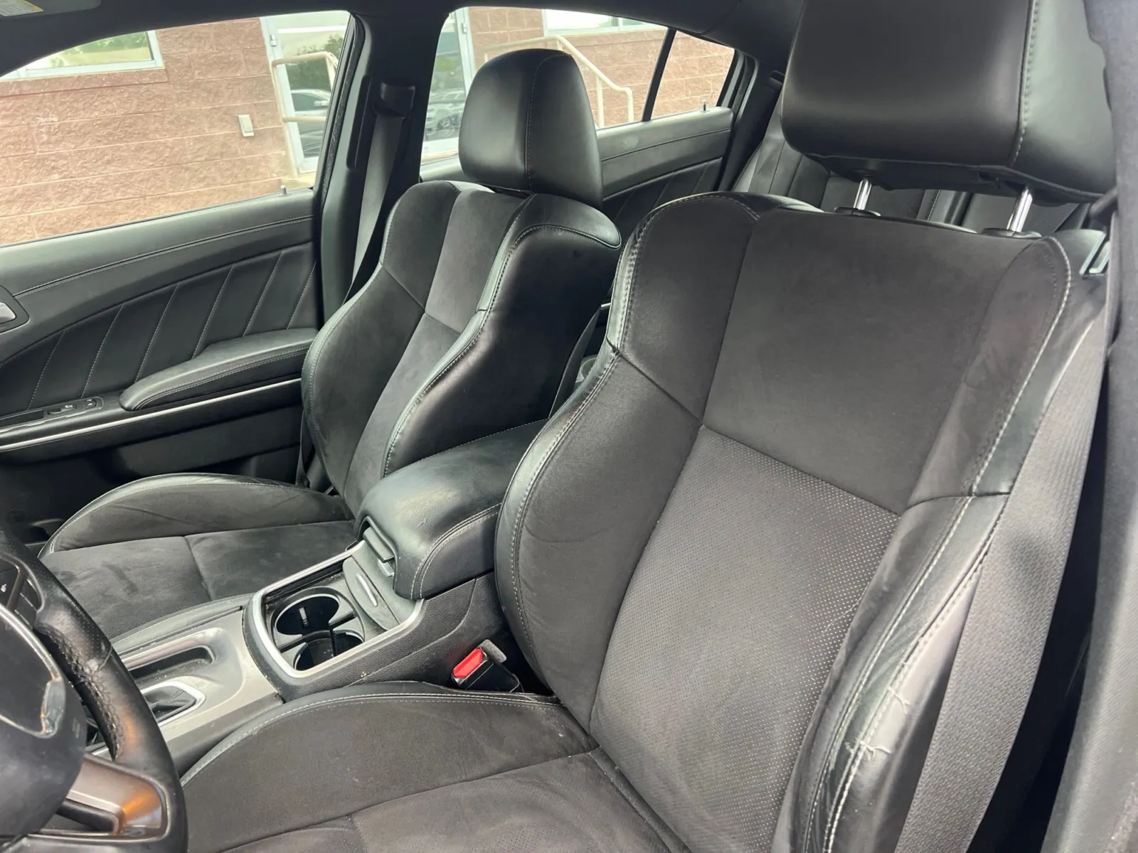 2019 Dodge Charger GT — photo 12