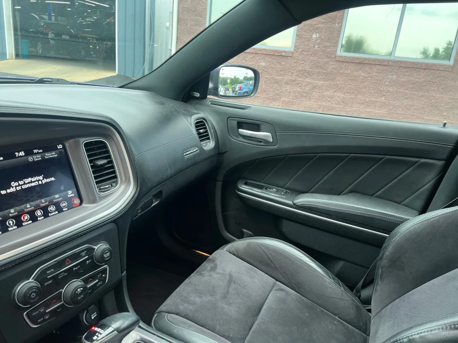 2019 Dodge Charger GT — photo 11