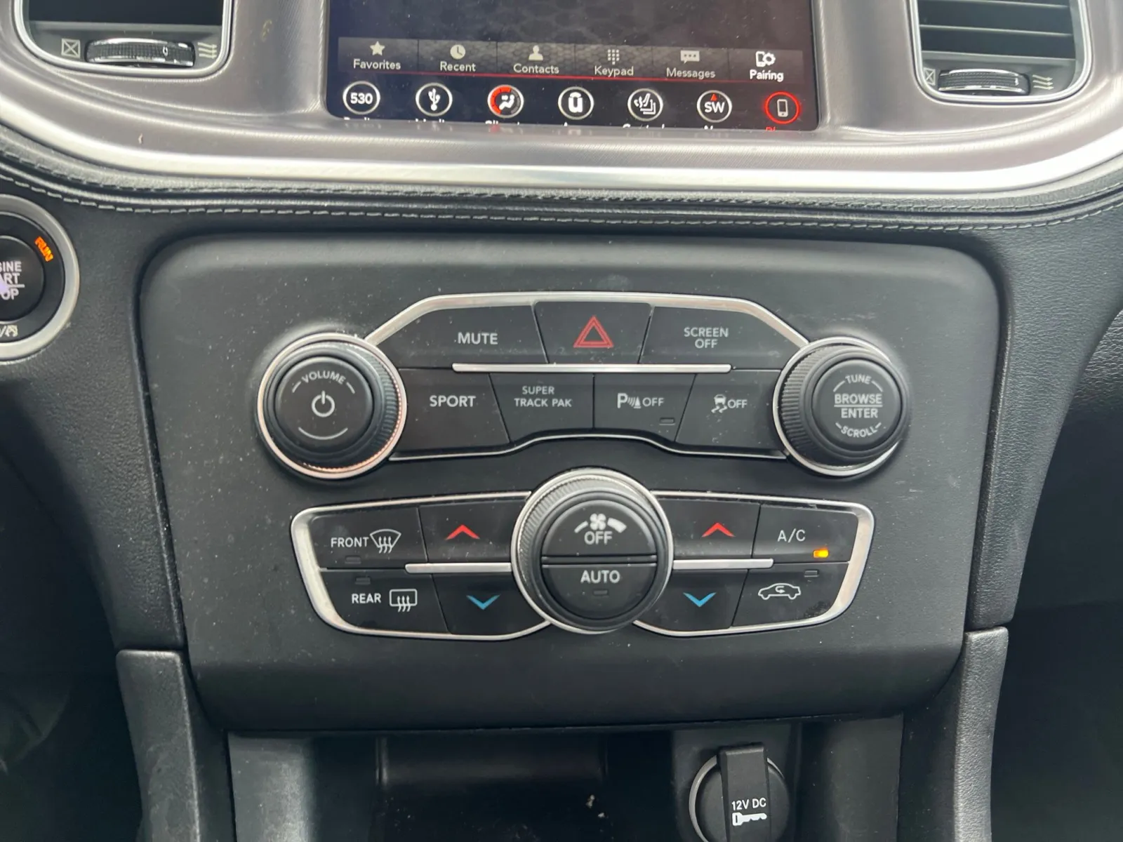 2019 Dodge Charger GT — photo 17