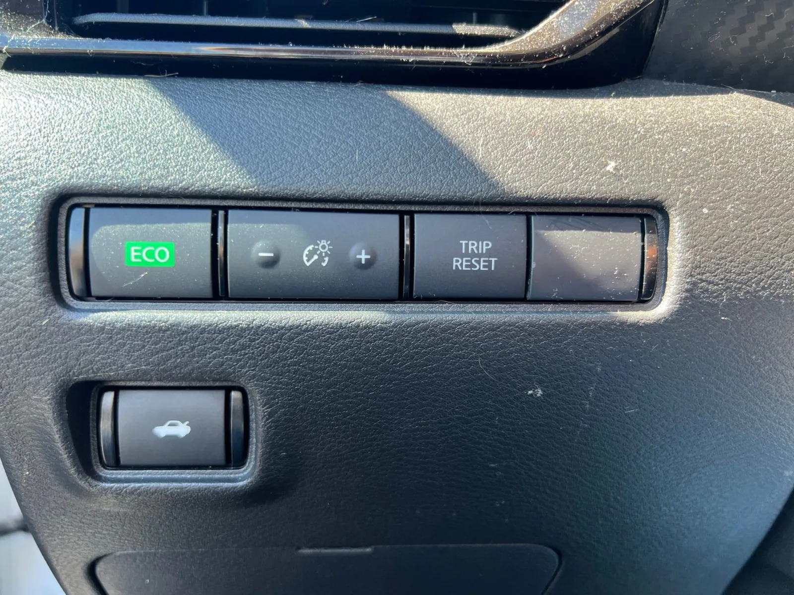 2020 Nissan Sentra SV — photo 15