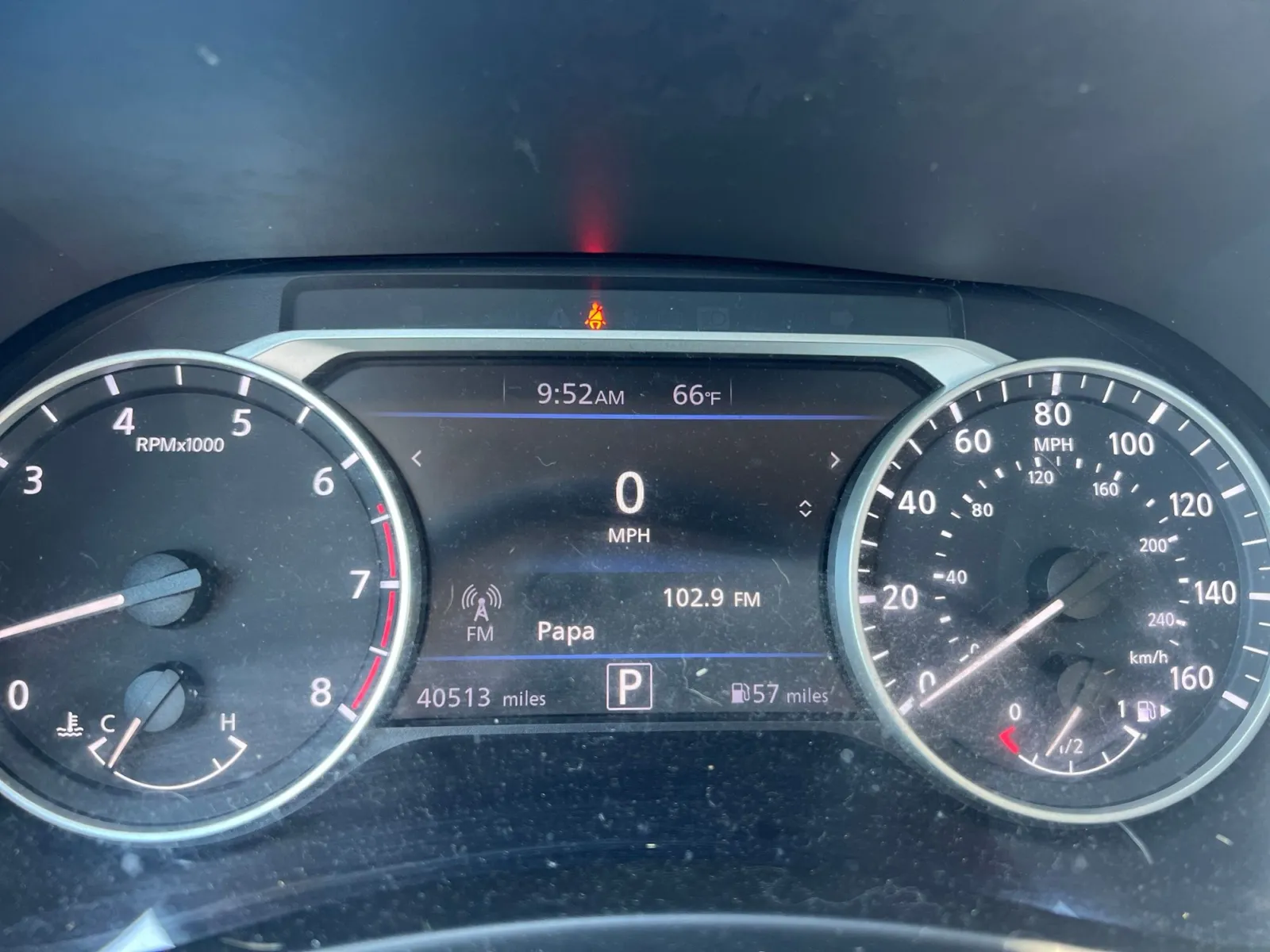 2020 Nissan Sentra SV — photo 9
